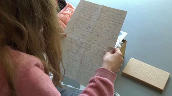 Correspondances ❘ Michelle à l'adolescente qu'elle était ❘ 04/39